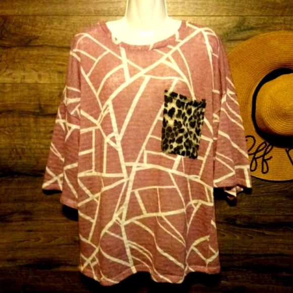 Lovely Day Top Size M Geometric Leopard Combo - Picture 3 of 10